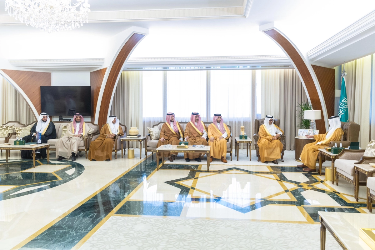 جمعية دارك للإسكان التنموي - سمو أمير المنطقة الشرقية يستقبل رئيس وأعضاء مجلس إدارة جمعية دارك للإسكان التنموي بمناسبة انطلاق أعمال الجمعية