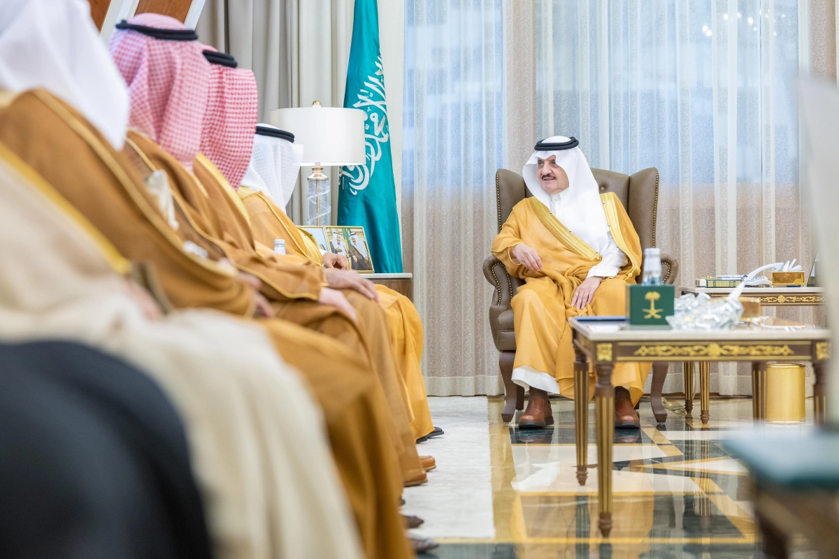 جمعية دارك للإسكان التنموي - سمو أمير المنطقة الشرقية يستقبل رئيس وأعضاء مجلس إدارة جمعية دارك للإسكان التنموي بمناسبة انطلاق أعمال الجمعية